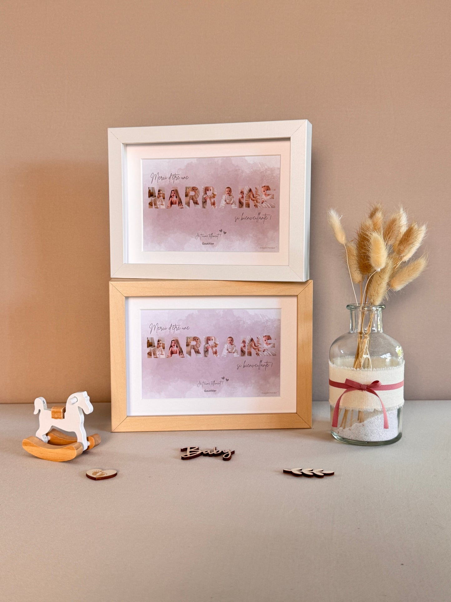 Merci Marraine - Fumée beige et écriture brune